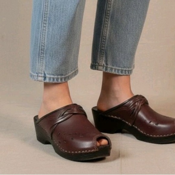 Clog Master by Sven Shoes - Vintage Clog Master Swedish‎ Leather Peep Toe Clogs EU 38 handmade cottagecore